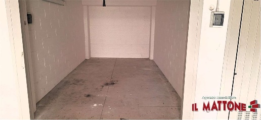 Foto Box in Via Martiri della Libertà, Campomorone Centro di 15 m²