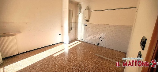 Foto Appartamento in Via Campomorone, Genova Pontedecimo di 80 m²