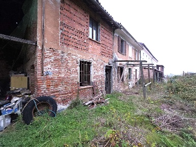 Foto Casa indipendente in STRADA CAMPOSTRINA 43, Lu e Cuccaro Monferrato