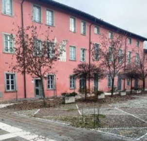 Foto Magazzino in Via Carmagnola, Chiari Centro di 872 m² con 1 locali