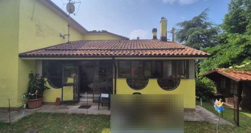 Foto Appartamento in via Bellaria, Castel d'Aiano Sassomolare di 134 m²