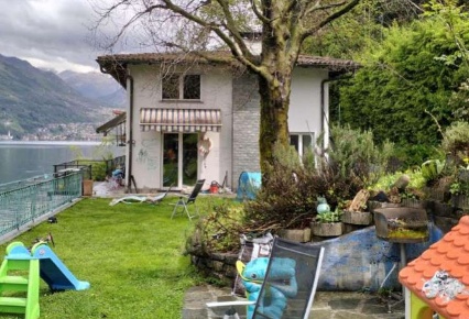 Foto Casa indipendente in Via per Porlezza, Claino con Osteno di 198 m²