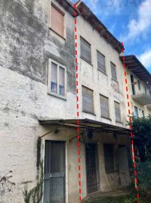 Foto Appartamento in Via Monte Cengio  96, Thiene Centro di 180 m² all'asta