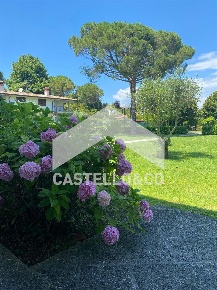 Foto Appartamento in Via Prais, Padenghe sul Garda Centro di 65 m²