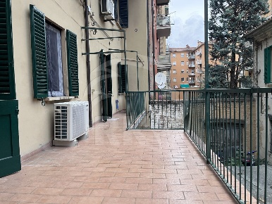 Foto Appartamento in Via Mascarella 73, Bologna Irnerio di 81 m² in affitto
