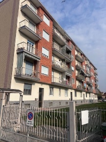 Foto Appartamento in Via Nino Bixio 6, Beinasco Borgaretto di 83 m²