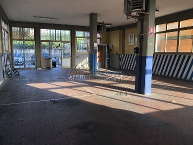 Foto Capannone industriale in Via Benedetto Croce 18, Massa Centro