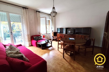 Foto Appartamento in Via Zara 1, Cesena Centro Urbano di 85 m² con 4 locali