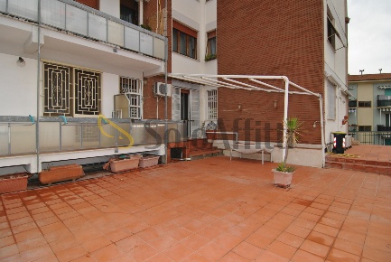 Foto Appartamento in Piazza Damiano Chiesa 60, Livorno Ospedale - Stazione