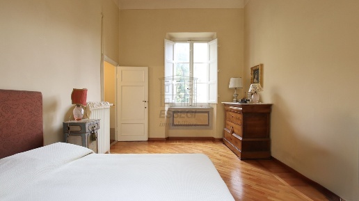 Foto Appartamento in Piazzale Boccherini 31, Lucca di 260 m² con 7 locali