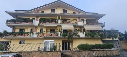 Foto Appartamento in contrada cerasuolo, Avellino di 78 m² con 3 locali