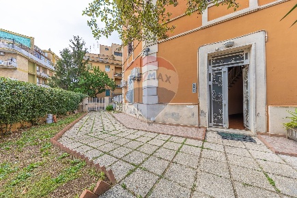 Foto Appartamento in Via Silvestro II, Roma Boccea di 87 m² con 3 locali