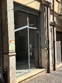 Foto Locale commerciale in Corso Umberto, Avellino Centro Storico di 40 m²