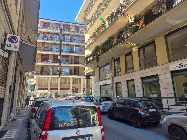 Foto Box in VIA VASTO, Avellino Centro Storico di 20 m² con 1 locali