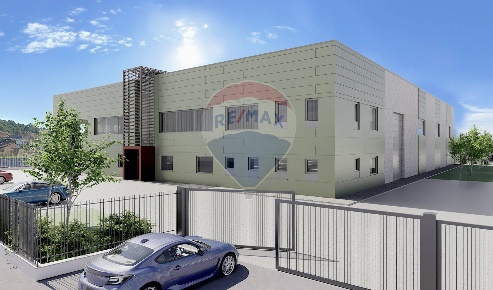 Foto Capannone industriale in VIA OLTRONA, Barasso di 2000 m² in vendita