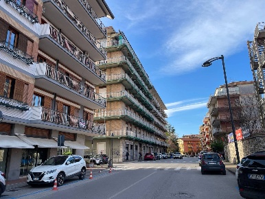 Foto Appartamento in via giordano, Avellino di 150 m² con 4 locali