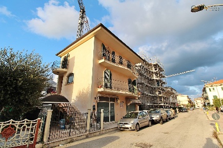 Foto Villa singola in via dell'airone, San Benedetto del Tronto di 290 m²
