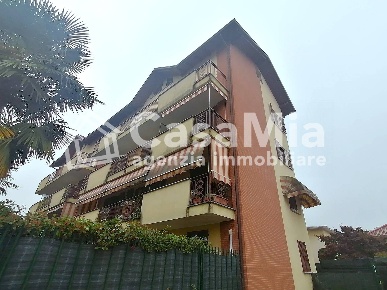 Foto Appartamento in via Avvocato Camillo Tosi, Busto Arsizio di 55 m²