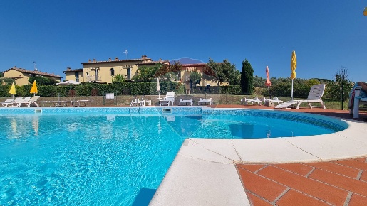 Foto Appartamento in Via Roma, Castellina Marittima di 40 m² con 2 locali