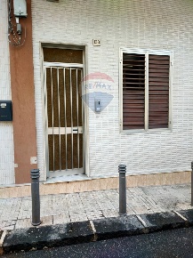 Foto Case semi ndipendenti in Via Umberto I, Mascali Centro di 78 m²