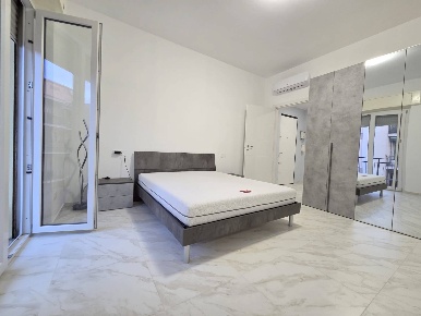 Foto Appartamento in Via Puccini, Genova Sestri Ponente di 90 m² in vendita