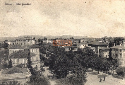 Foto Villa singola a Treviso di 330 m² con 14 locali in vendita