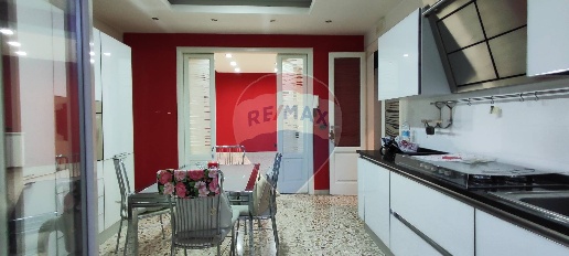 Foto Appartamento in VIA GIORGIO ARCOLEO, Caltagirone Centro di 106 m²