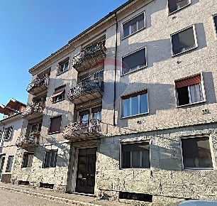 Foto Appartamento in Via della Vittoria, Legnano di 155 m² con 4 locali