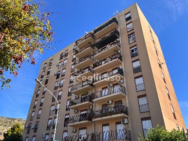 Foto Appartamento in Via Isaac Rabin, Palermo Montepellegrino di 76 m²