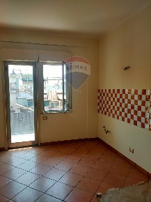 Foto Appartamento in Via Umberto, Mascali Centro di 91 m² con 4 locali