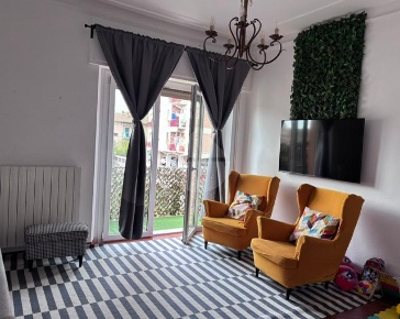 Foto Appartamento in VIA LUIGI CREMANI, Siena di 75 m² con 3 locali