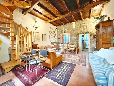 Foto Casa indipendente in via 24 maggio, Montefiascone di 133 m² in vendita