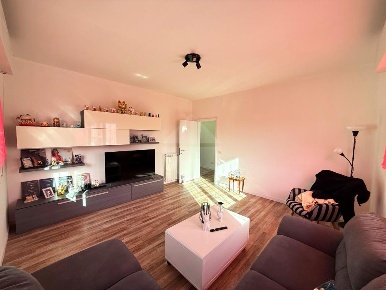 Foto Appartamento in Via Ugolino, Montecatini-Terme di 90 m² con 3 locali