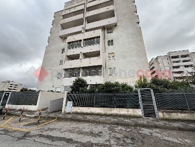 Foto Appartamento in Via SCOGLIO DEL TONNO 70, Taranto di 80 m² in vendita