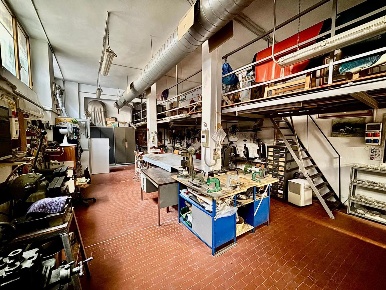 Foto Laboratorio in Via EUGENIO VILLORESI 27, Milano Navigli - Darsena