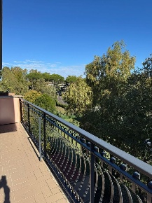 Foto Attico in della Giustiniana, Roma La Giustiniana di 110 m² in vendita