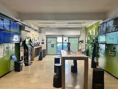 Foto Attività commerciale in Via KENNEDY 120, Barcellona Pozzo di Gotto