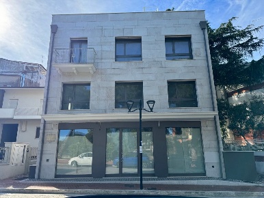 Foto Ufficio in Via istonia 5, San Salvo Centro di 100 m² con 4 locali