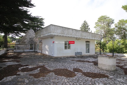 Foto Rustico in Contrada Votano  193, Martina Franca di 255 m² con 7 locali