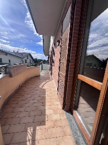 Foto Appartamento a Casorezzo di 120 m² con 4 locali in vendita