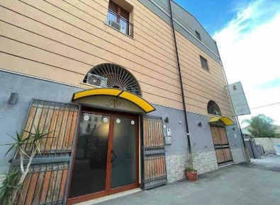 Foto Appartamento in Via Patuano 6, Palermo Porto di 70 m² con 2 locali