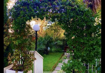 Foto Appartamento in Via Ponchielli 3, Cervia Mare di 150 m² con 6 locali