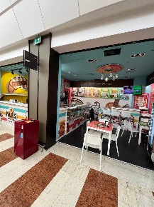 Foto Attività commerciale a Modena Morane - Contrada di 50 m² con 4 locali