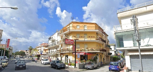 Foto Appartamento in Via ss 18, Amantea Centro di 100 m² con 4 locali