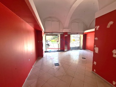 Foto Locale commerciale a Arezzo di 150 m² con 1 locali in affitto