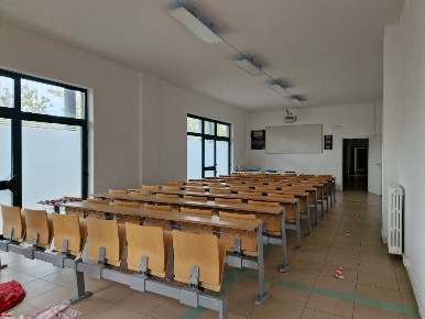 Foto Attività commerciale in VIA PASQUALE VENA 66C MATERA, Matera di 517 m²