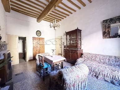 Foto Appartamento a Città di Castello di 110 m² con 6 locali in vendita