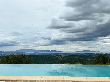 Foto Rustico a Magliano in Toscana di 350 m² con 10 locali in vendita