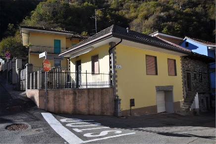 Foto Appartamento in Via Cantone  24, Pallanzeno di 66 m² con 2 locali