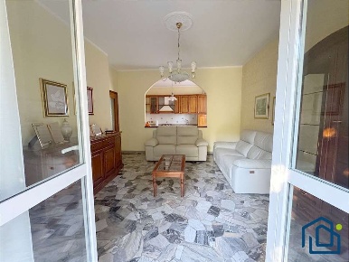 Foto Appartamento in via Papa Giovanni XXIII 10, Sedriano Centro di 100 m²